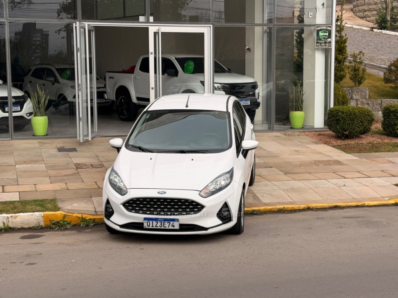 FIESTA 1.6 SE HATCH 16V FLEX 4P MANUAL - 2019 - FARROUPILHA