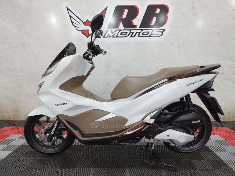 PCX 150 DLX ABS - 2021 - NOVO HAMBURGO