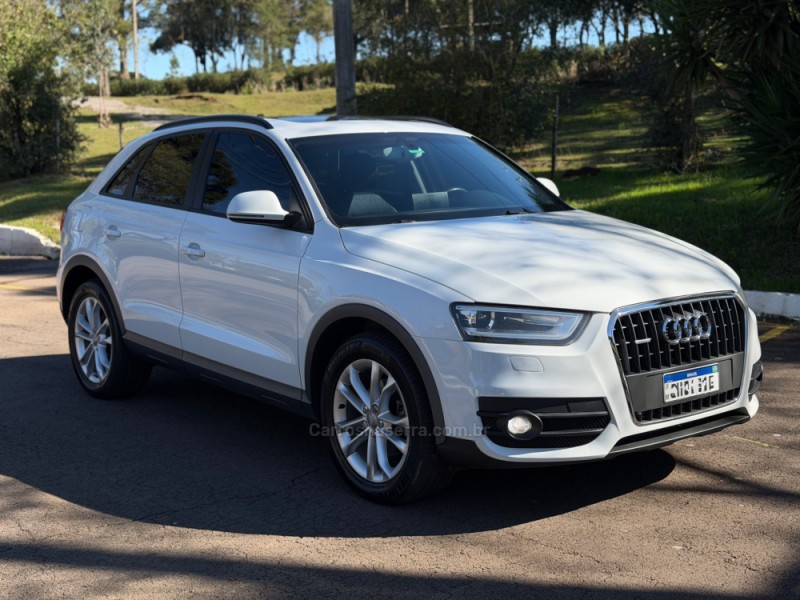 q3 2.0 tfsi ambiente quattro 4p gasolina s tronic 2014 nova prata