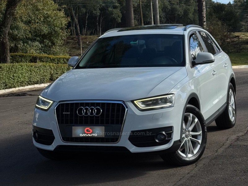Q3 2.0 TFSI AMBIENTE QUATTRO 4P GASOLINA S TRONIC - 2014 - NOVA PRATA