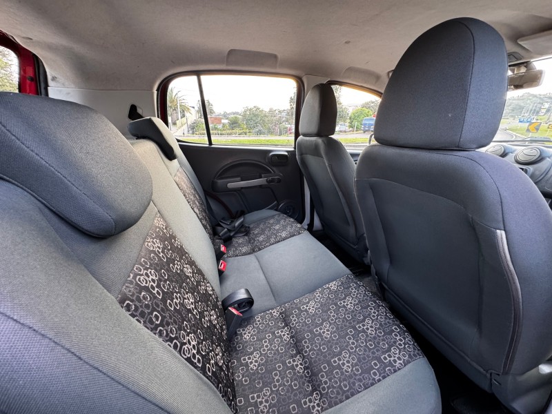 UNO 1.0 EVO VIVACE 8V FLEX 4P MANUAL - 2011 - DOIS IRMãOS