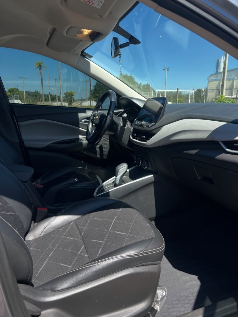 ONIX 1.0	PREMIER PLUS 12V TURBO FLEX 4P AUTOMÁTICO - 2021 - ANTôNIO PRADO