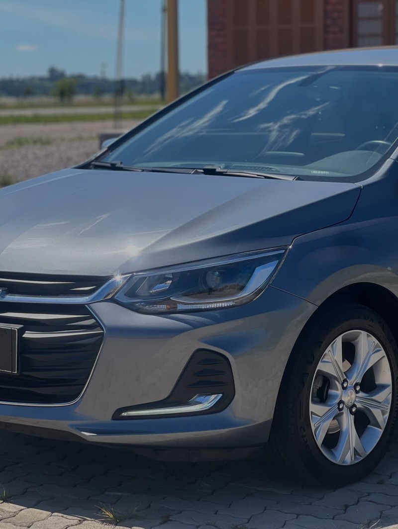 ONIX 1.0	PREMIER PLUS 12V TURBO FLEX 4P AUTOMÁTICO - 2021 - ANTôNIO PRADO