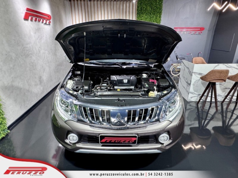 L200 TRITON 3.2 HPE 4X4 CD 16V TURBO INTERCOOLER DIESEL 4P AUTOMÁTICO - 2018 - NOVA PRATA