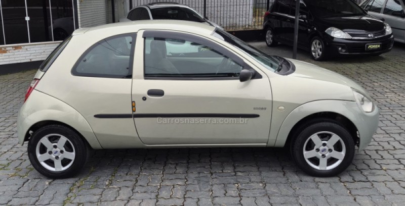 KA 1.0 MPI GL 8V GASOLINA 2P MANUAL - 2004 - CAXIAS DO SUL