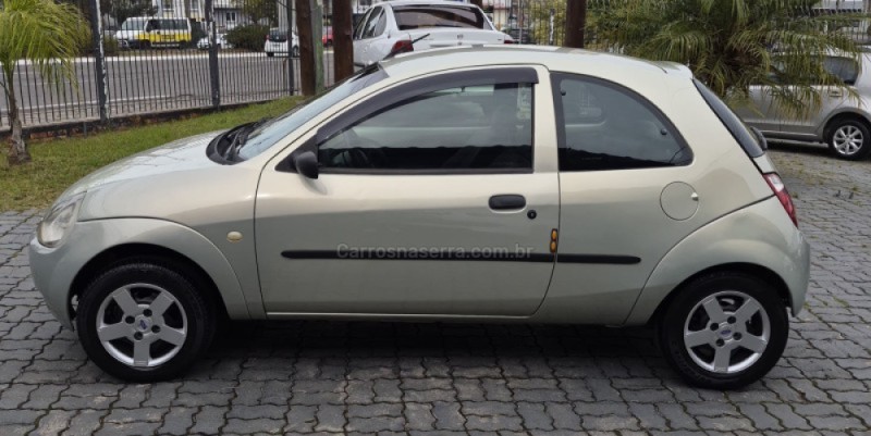 KA 1.0 MPI GL 8V GASOLINA 2P MANUAL - 2004 - CAXIAS DO SUL