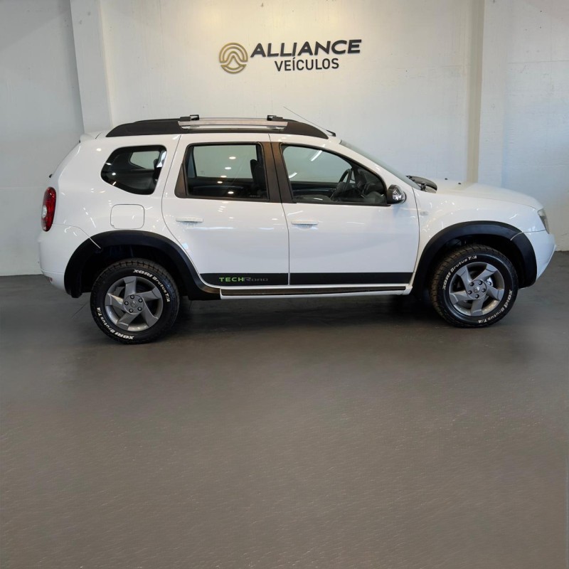 DUSTER RENAULT DUSTER 1.6 TECH ROAD DYNAMIQUE 4X2 16V FLEX 4P MANUAL - 2014 - CAXIAS DO SUL