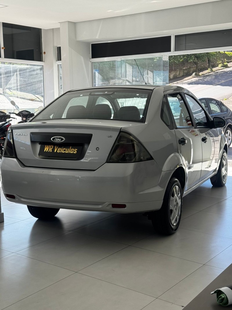 FIESTA 1.6 ROCAM SEDAN 8V FLEX 4P MANUAL - 2012 - BENTO GONçALVES