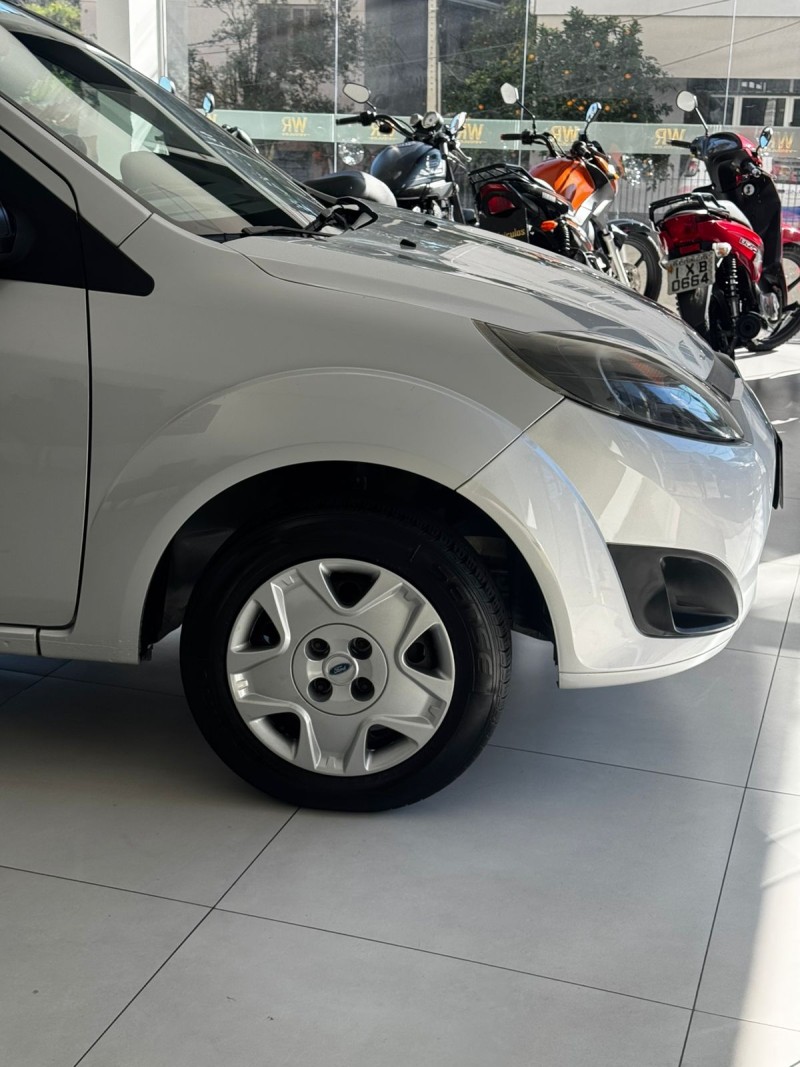 FIESTA 1.6 ROCAM SEDAN 8V FLEX 4P MANUAL - 2012 - BENTO GONçALVES