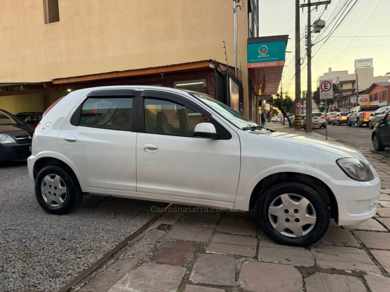 CELTA 1.0 MPFI LT 8V FLEX 4P MANUAL - 2014 - CAXIAS DO SUL