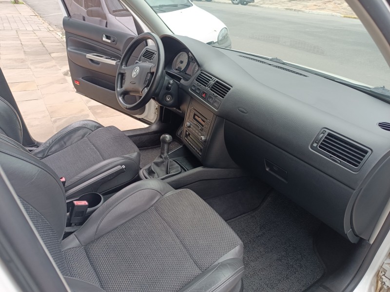 GOLF 1.6 MI SPORTLINE LIMITED EDITION 8V FLEX 4P MANUAL - 2014 - FLORES DA CUNHA