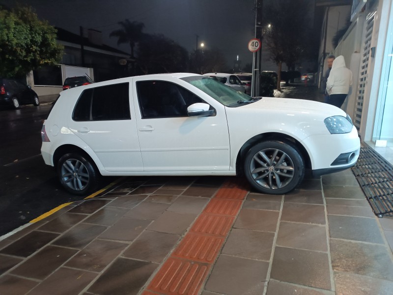 GOLF 1.6 MI SPORTLINE LIMITED EDITION 8V FLEX 4P MANUAL - 2014 - FLORES DA CUNHA