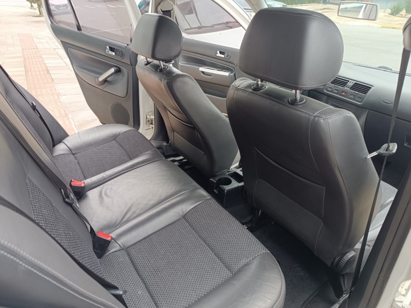 GOLF 1.6 MI SPORTLINE LIMITED EDITION 8V FLEX 4P MANUAL - 2014 - FLORES DA CUNHA