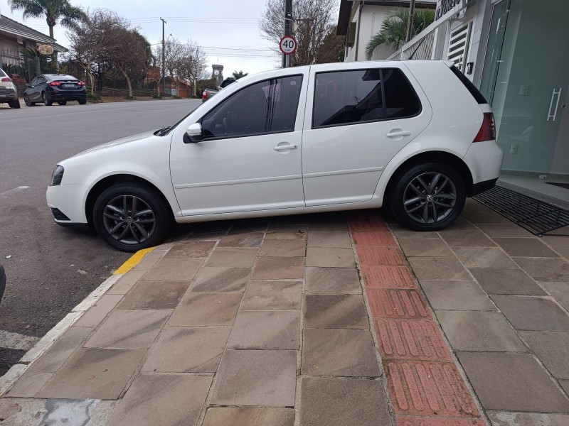 GOLF 1.6 MI SPORTLINE LIMITED EDITION 8V FLEX 4P MANUAL - 2014 - FLORES DA CUNHA