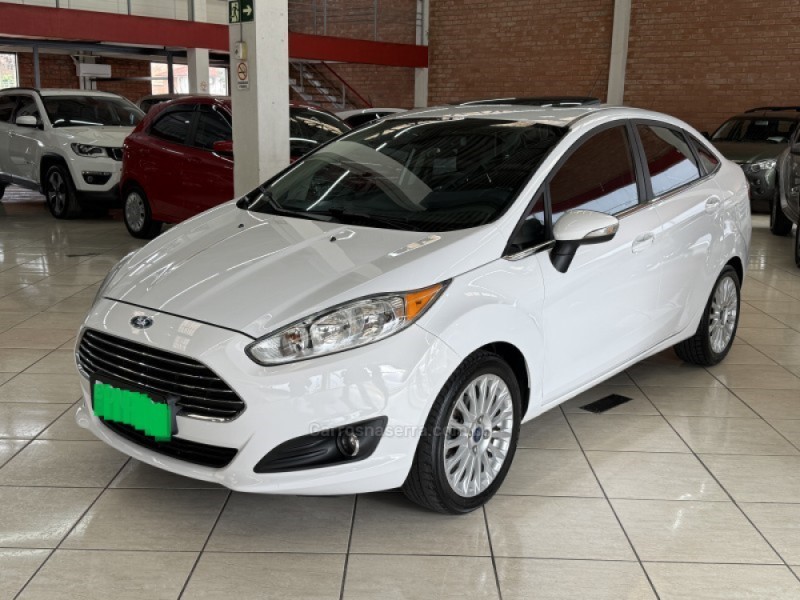 FIESTA 1.6 TITANIUM PLUS SEDAN 16V FLEX 4P AUTOMÁTICO - 2016 - BENTO GONçALVES