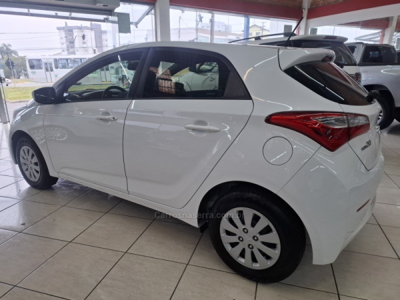 HB20 1.6 COMFORT 16V FLEX 4P MANUAL - 2015 - BENTO GONçALVES
