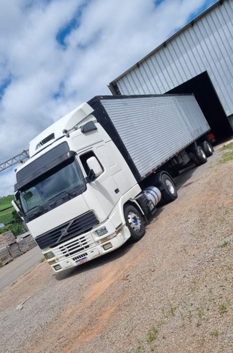fh 12 380 globetrotter 4x2 2000 bento goncalves