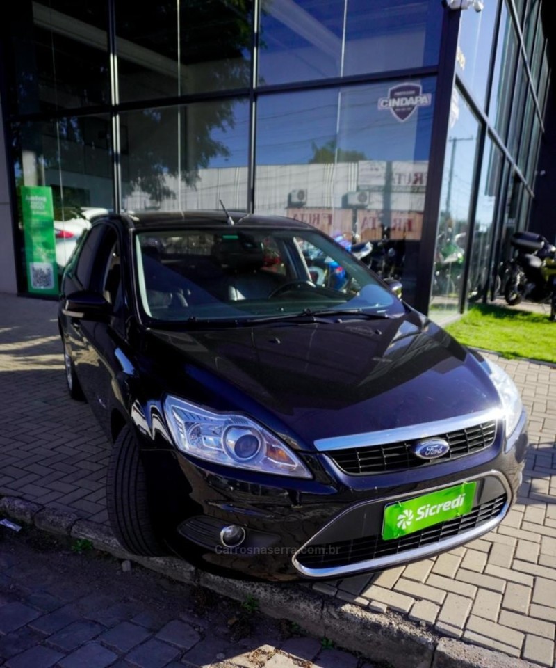focus 2.0 titanium sedan 16v flex 4p automatico 2013 santa cruz do sul