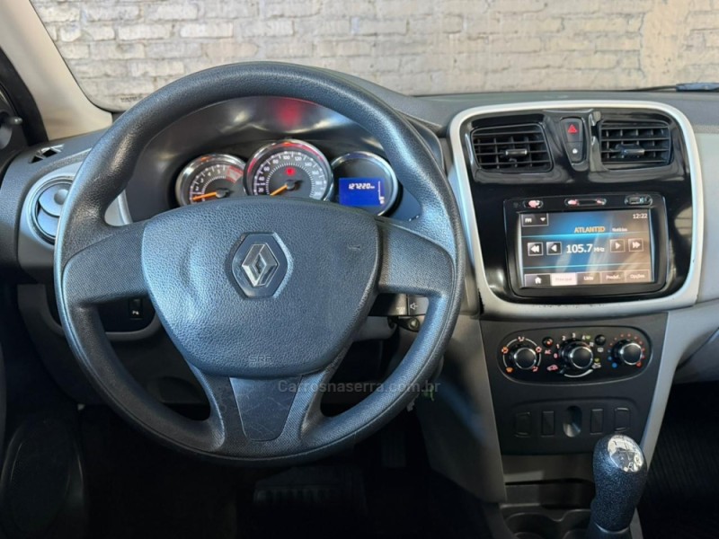 LOGAN 1.0 EXPRESSION 16V FLEX 4P MANUAL - 2015 - CAXIAS DO SUL