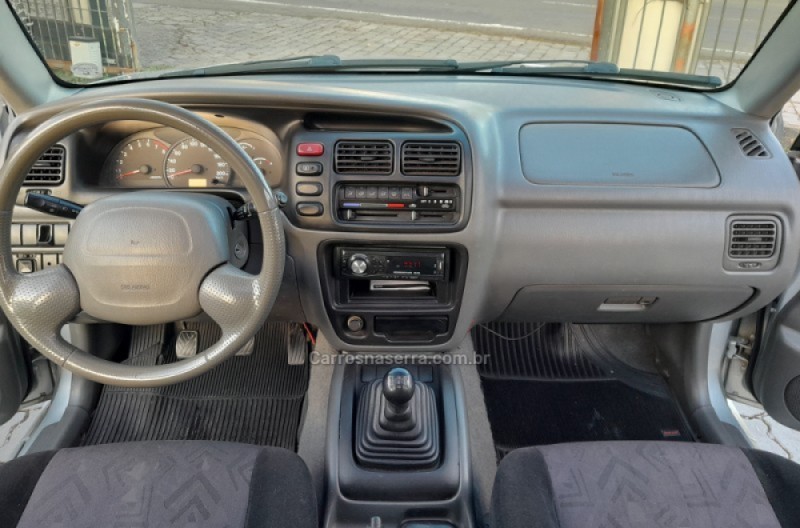 TRACKER 2.0 4X4 16V GASOLINA 4P MANUAL - 2008 - CAXIAS DO SUL