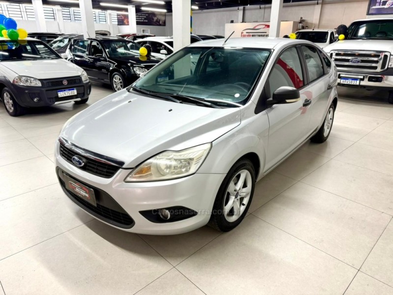 FOCUS 1.6 GL 16V FLEX 4P MANUAL - 2013 - CAXIAS DO SUL