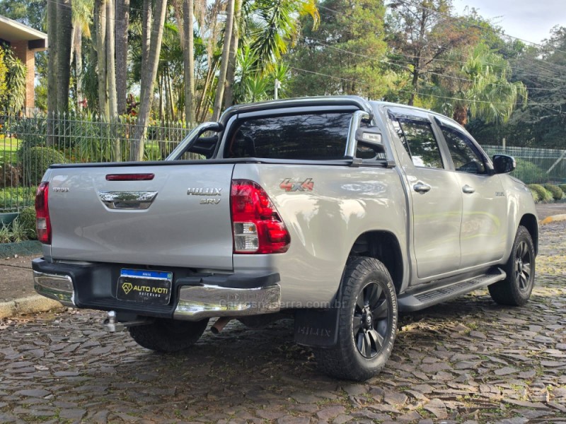HILUX 2.7 SRV 4X4 CD 16V FLEX 4P AUTOMÁTICO - 2017 - IVOTI