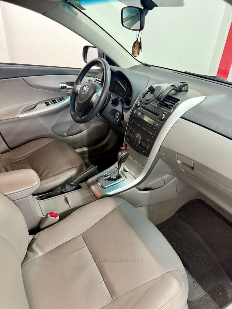 COROLLA 2.0 XEI 16V FLEX 4P AUTOMÁTICO - 2012 - CAXIAS DO SUL