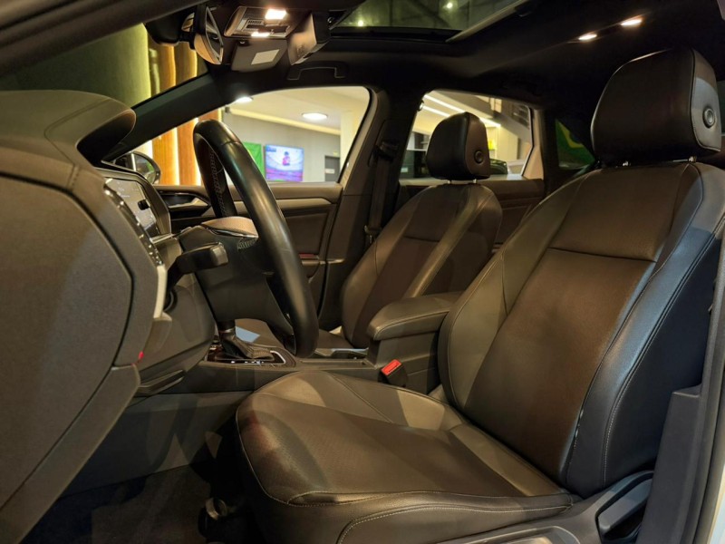 JETTA 1.4 R-LINE 250 16V TSI FLEX 4P AUTOMÁTICO - 2019 - NOVO HAMBURGO