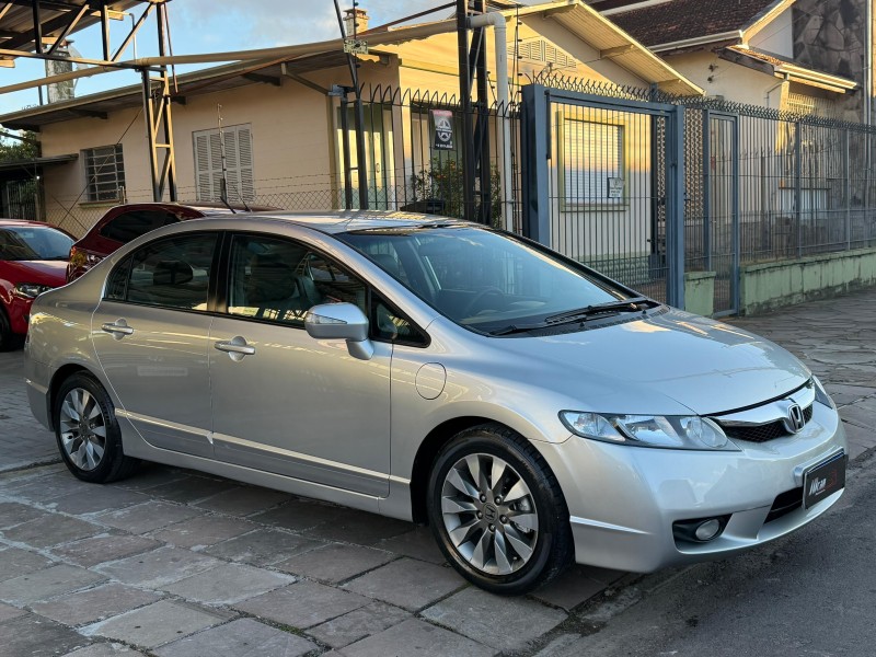CIVIC 1.8 LXL SE 16V FLEX 4P MANUAL - 2011 - CAXIAS DO SUL