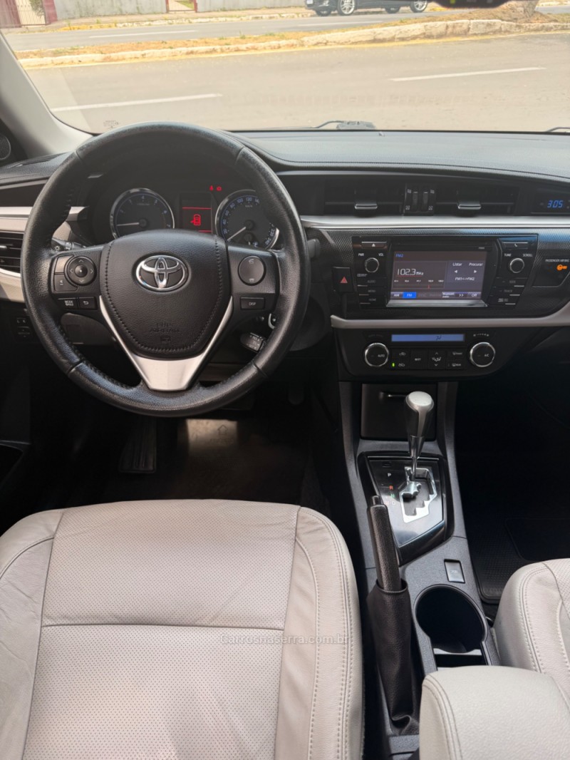 COROLLA 2.0 XEI 16V FLEX 4P AUTOMÁTICO - 2015 - FARROUPILHA
