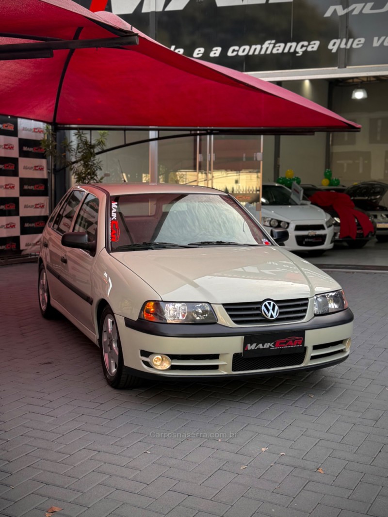 GOL 2.0 MI 8V GASOLINA 4P MANUAL G.III - 2002 - ESTâNCIA VELHA