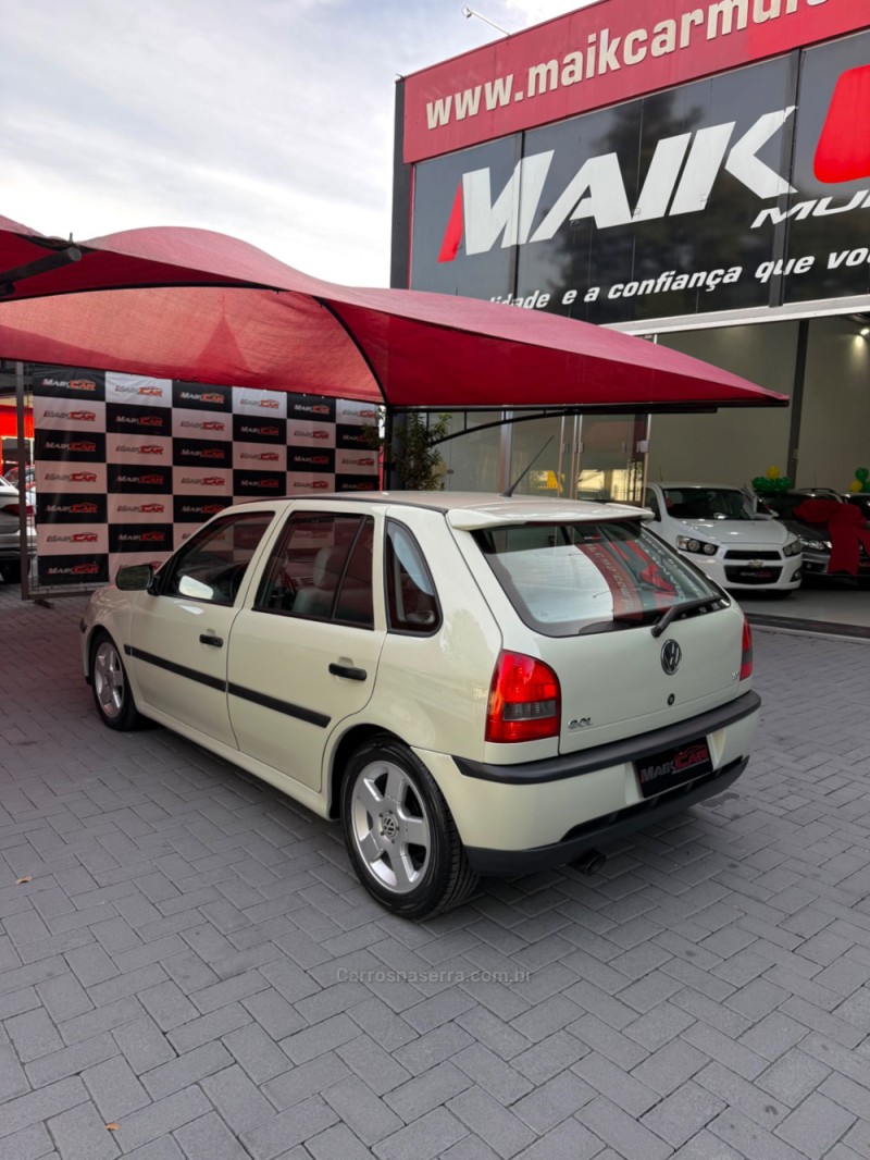 GOL 2.0 MI 8V GASOLINA 4P MANUAL G.III - 2002 - ESTâNCIA VELHA