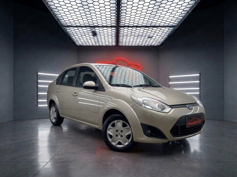 FIESTA 1.0 ROCAM SE SEDAN 8V FLEX 4P MANUAL - 2012 - CAXIAS DO SUL