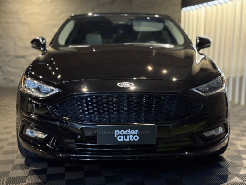 FUSION 2.0 TITANIUM AWD 16V GASOLINA 4P AUTOMÁTICO - 2017 - FARROUPILHA