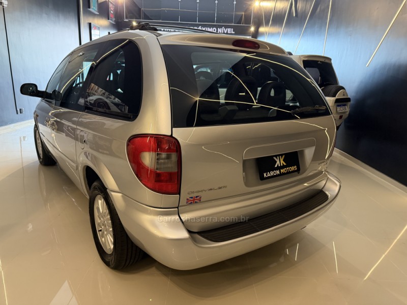 CARAVAN 3.3 LX 4X2 V6 12V GASOLINA 4P AUTOMÁTICO - 2006 - CAXIAS DO SUL