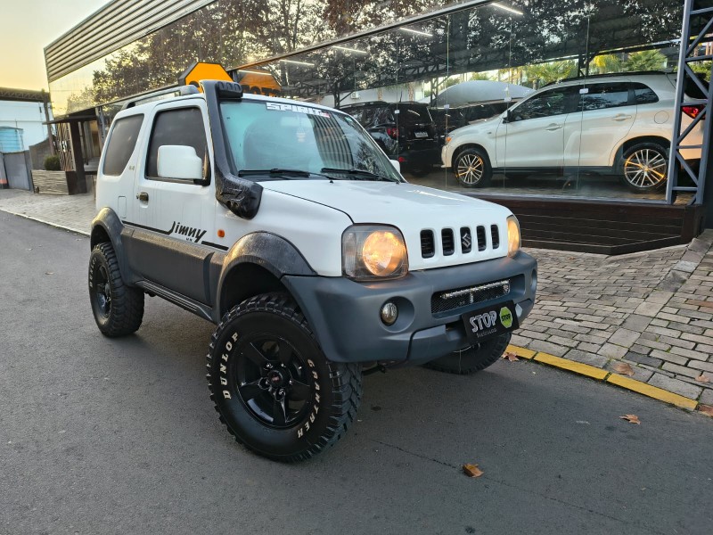 JIMNY 1.3 HR 4X4 16V GASOLINA 2P MANUAL - 2010 - DOIS IRMãOS