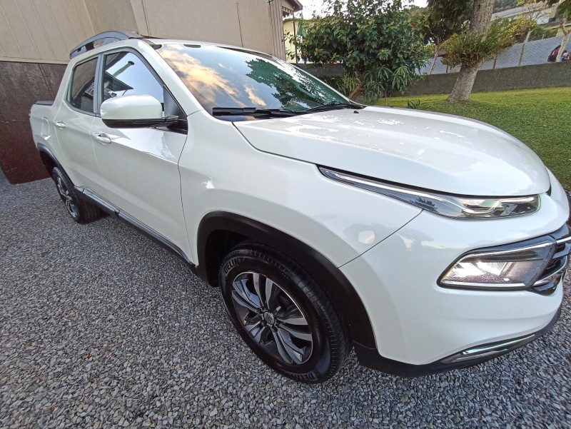 TORO 2.0 16V TURBO DIESEL FREEDOM 4WD AT9 AUTOMÁTICO - 2022 - BENTO GONçALVES