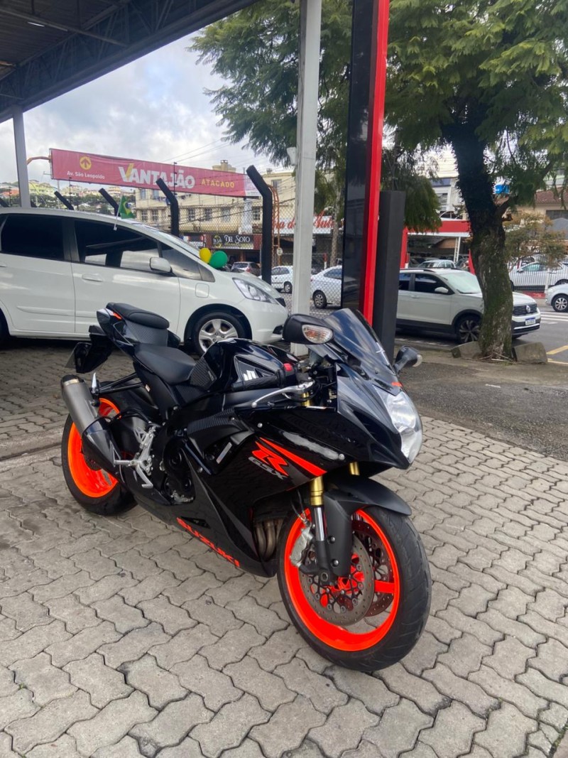 GSXR 750