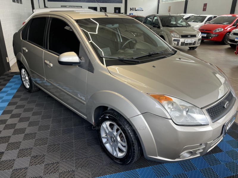 FIESTA 1.6 MPI SEDAN 8V FLEX 4P MANUAL - 2010 - CAXIAS DO SUL