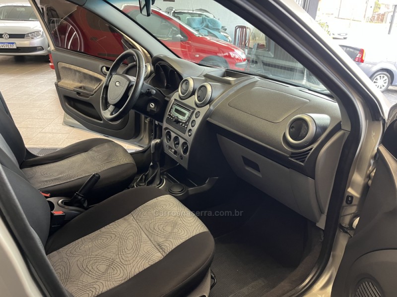 FIESTA 1.6 MPI SEDAN 8V FLEX 4P MANUAL - 2010 - CAXIAS DO SUL
