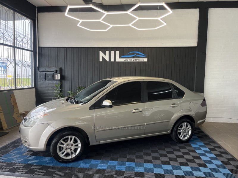 FIESTA 1.6 MPI SEDAN 8V FLEX 4P MANUAL - 2010 - CAXIAS DO SUL