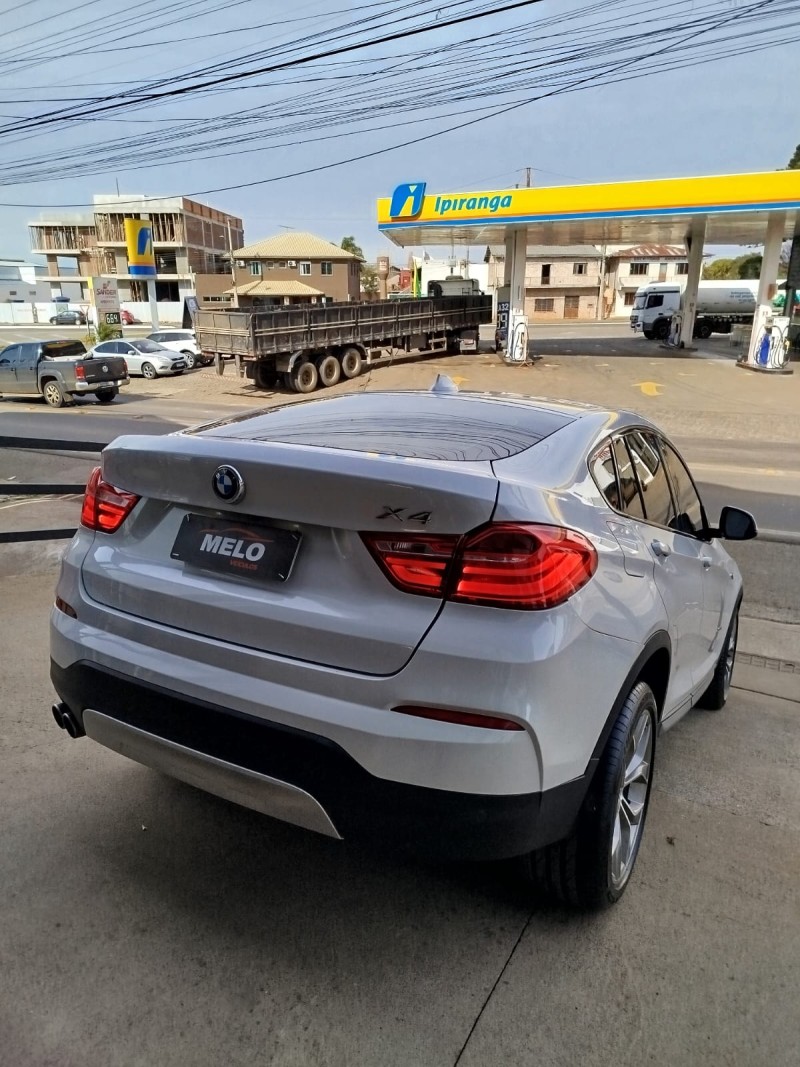 X4 2.0 28I X LINE 4X4 16V TURBO GASOLINA 4P AUTOMÁTICO - 2017 - VACARIA
