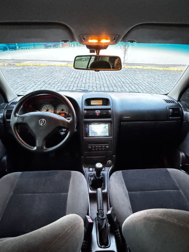 ASTRA 2.0 MPFI ELEGANCE SEDAN 8V FLEX 4P MANUAL - 2006 - SãO FRANCISCO DE PAULA