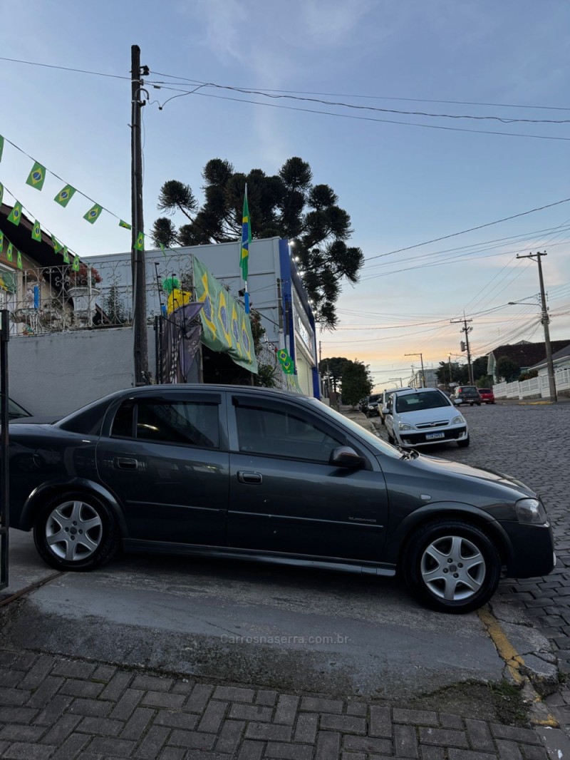 ASTRA 2.0 MPFI ELEGANCE SEDAN 8V FLEX 4P MANUAL - 2006 - SãO FRANCISCO DE PAULA