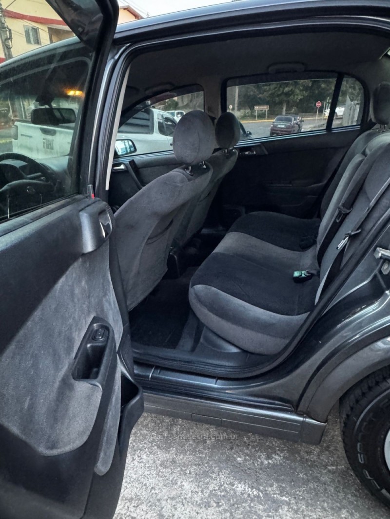 ASTRA 2.0 MPFI ELEGANCE SEDAN 8V FLEX 4P MANUAL - 2006 - SãO FRANCISCO DE PAULA