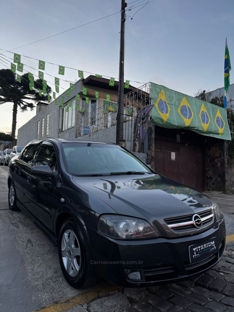ASTRA 2.0 MPFI ELEGANCE SEDAN 8V FLEX 4P MANUAL - 2006 - SãO FRANCISCO DE PAULA