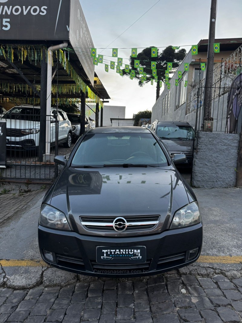 ASTRA 2.0 MPFI ELEGANCE SEDAN 8V FLEX 4P MANUAL - 2006 - SãO FRANCISCO DE PAULA