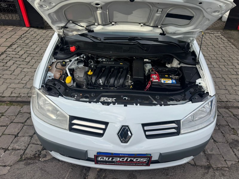 MÉGANE 1.6 DYNAMIQUE 16V FLEX 4P MANUAL - 2013 - CAXIAS DO SUL