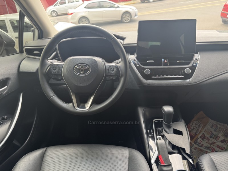 COROLLA 2.0 XEI 16V FLEX 4P AUTOMÁTICO - 2025 - GARIBALDI