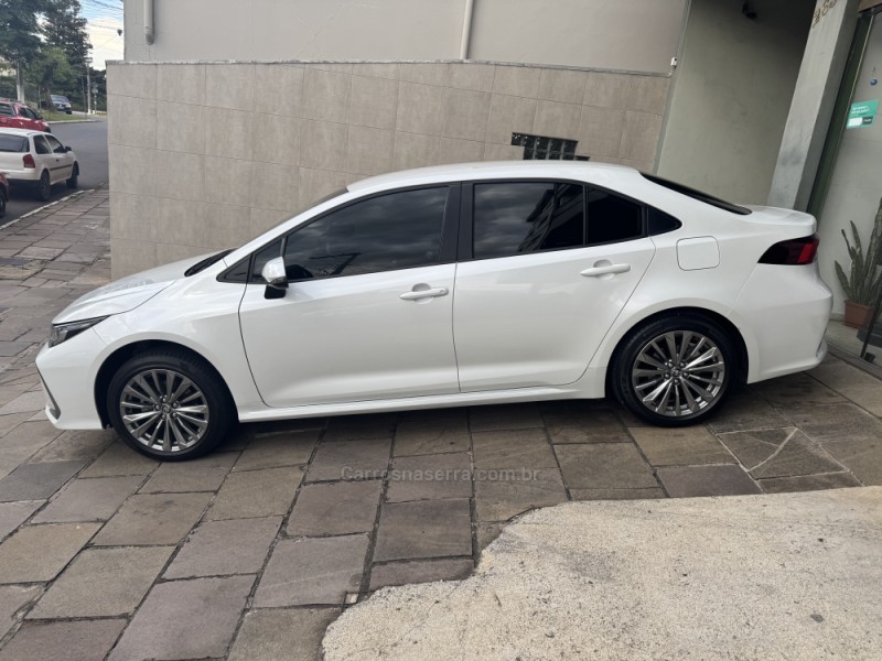 COROLLA 2.0 XEI 16V FLEX 4P AUTOMÁTICO - 2025 - GARIBALDI